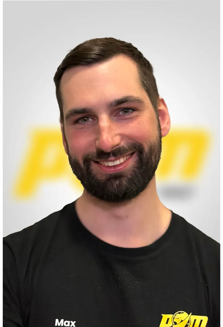 Max Neuhaus, Sportliche Leitung im POM Weimar